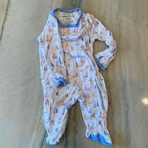Magnetic me newborn sleeper